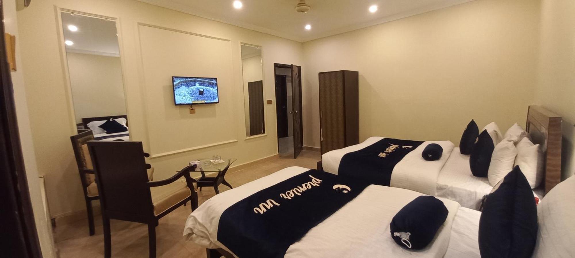 Premier Inn Johar Town Λαχόρη Εξωτερικό φωτογραφία