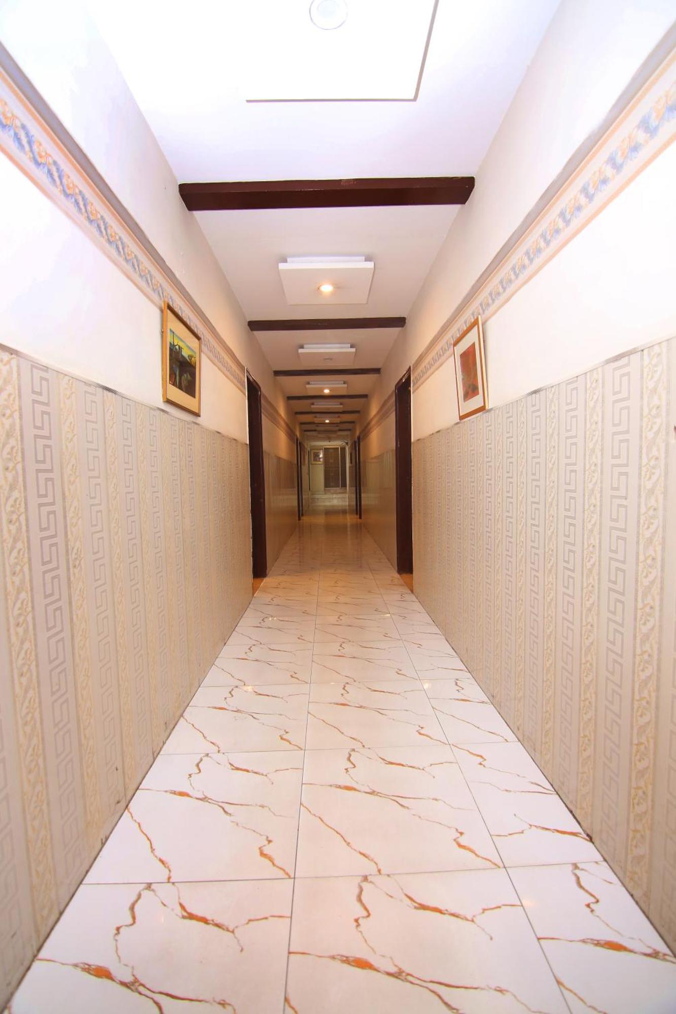 Premier Inn Johar Town Λαχόρη Εξωτερικό φωτογραφία