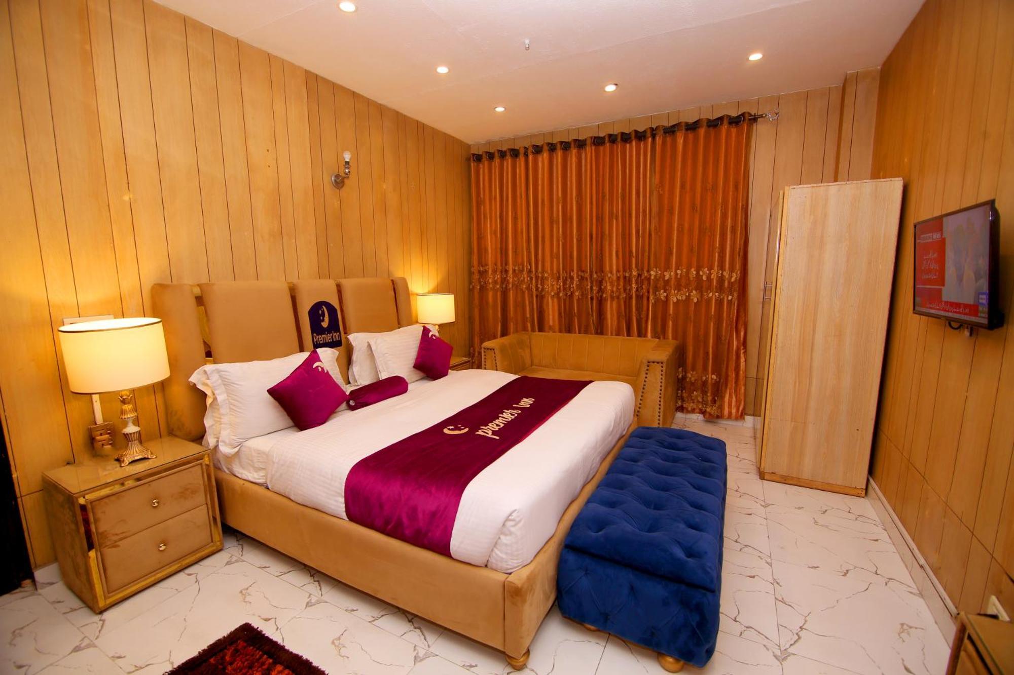 Premier Inn Johar Town Λαχόρη Εξωτερικό φωτογραφία