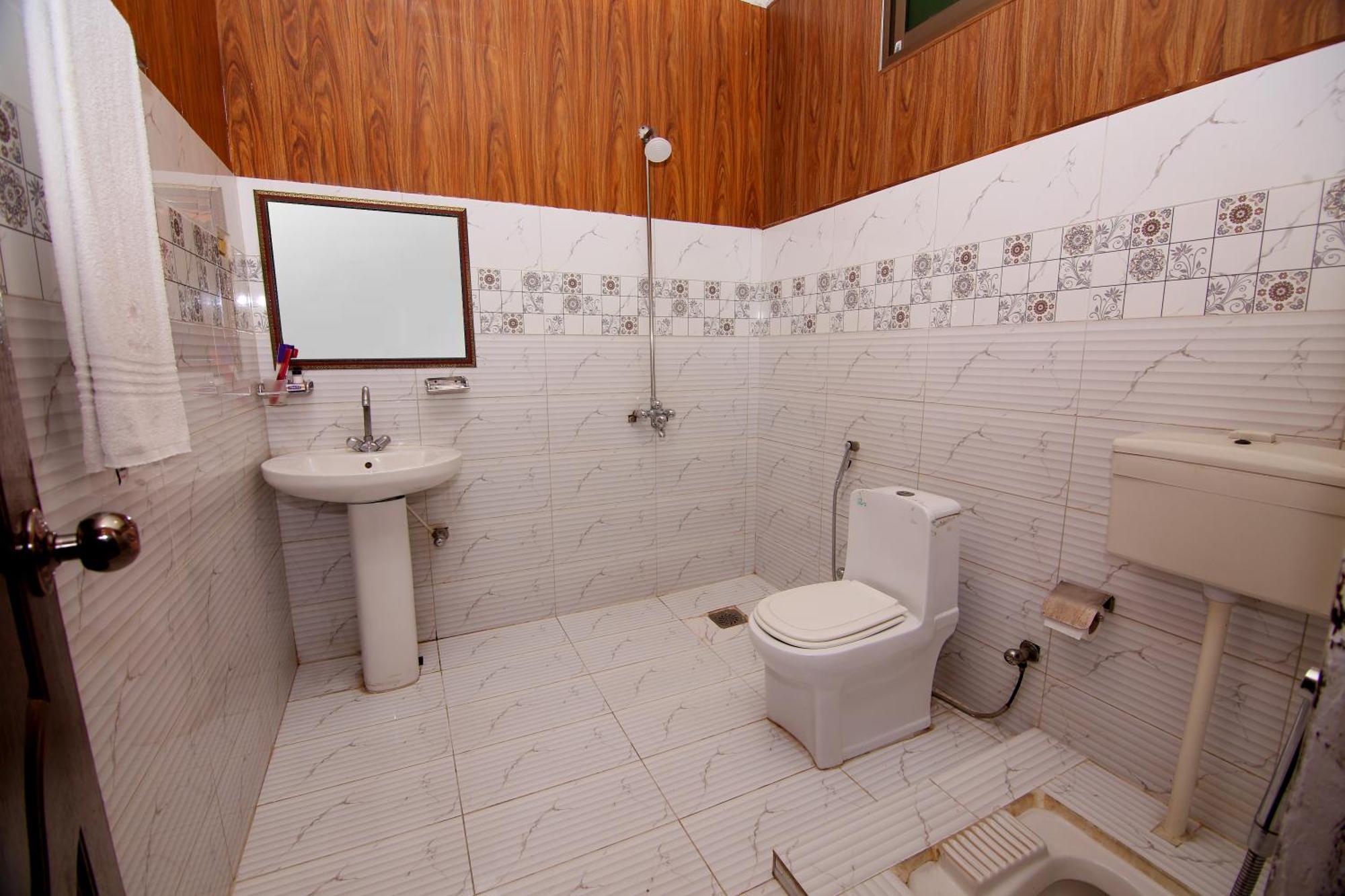 Premier Inn Johar Town Λαχόρη Εξωτερικό φωτογραφία